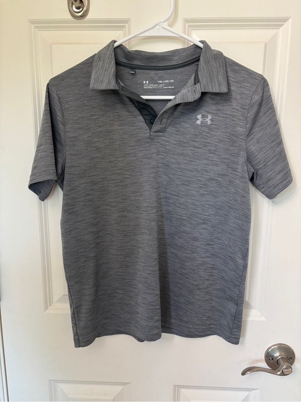 Under Armour Boys Polo, size Extra Large